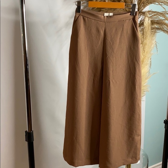 Brown pants - Picture 3 of 3